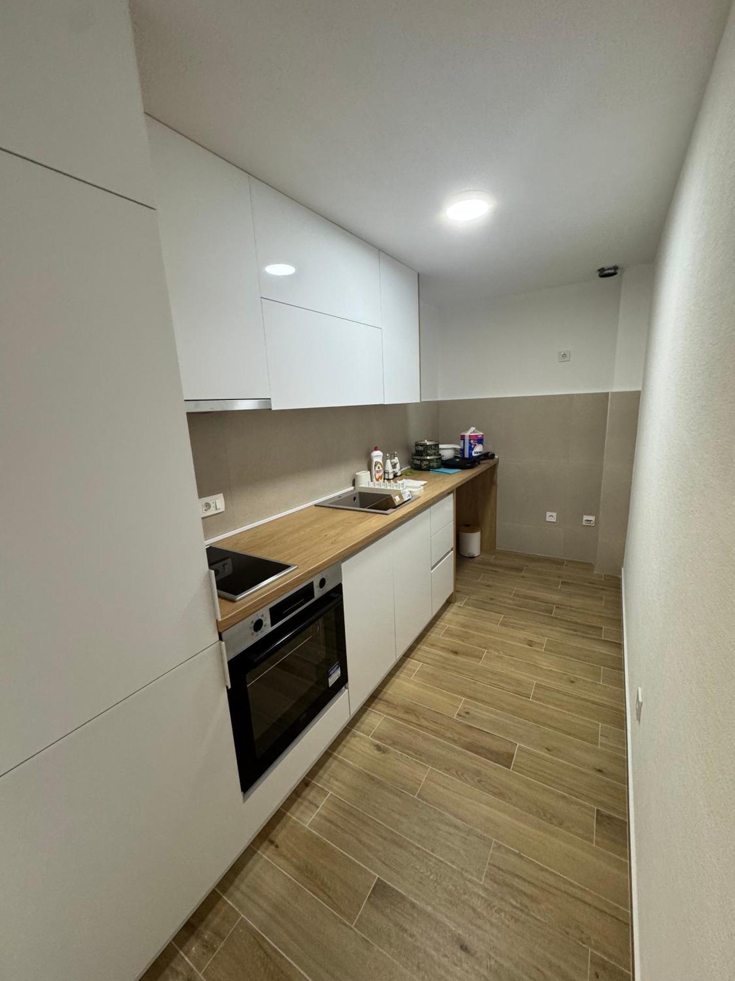 Berge Apartments Cattaro Esterno foto